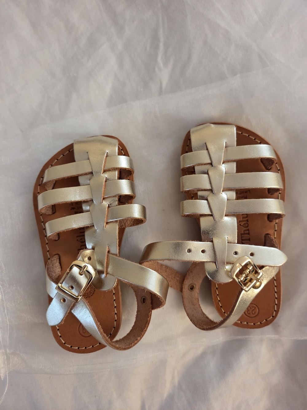 New Theluto Toddler Metallic Gold Gladiator Sandals - Kids Size 23